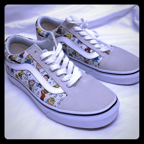 vans snoopy old skool vans snoopy old skool